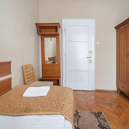 Jasny Palac Bed & Breakfast Zakopane