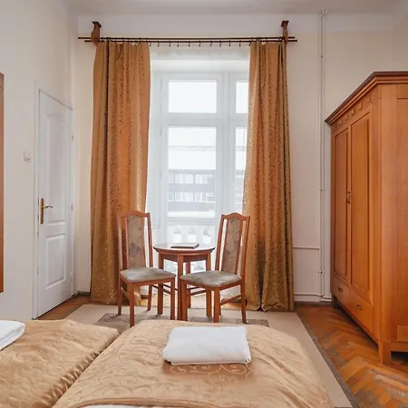Jasny Palac Bed & Breakfast Zakopane